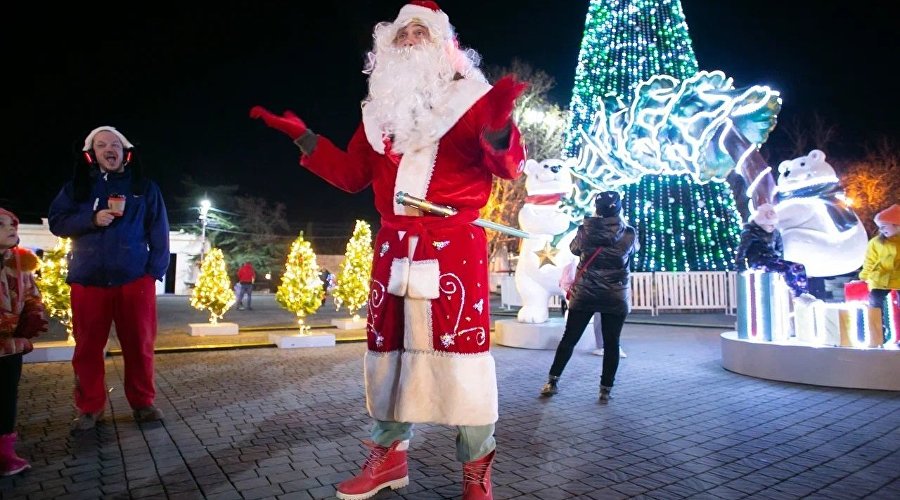 Семейное иммерсивное шоу с дополненной аудиореальностью «Новогоднее погружение»