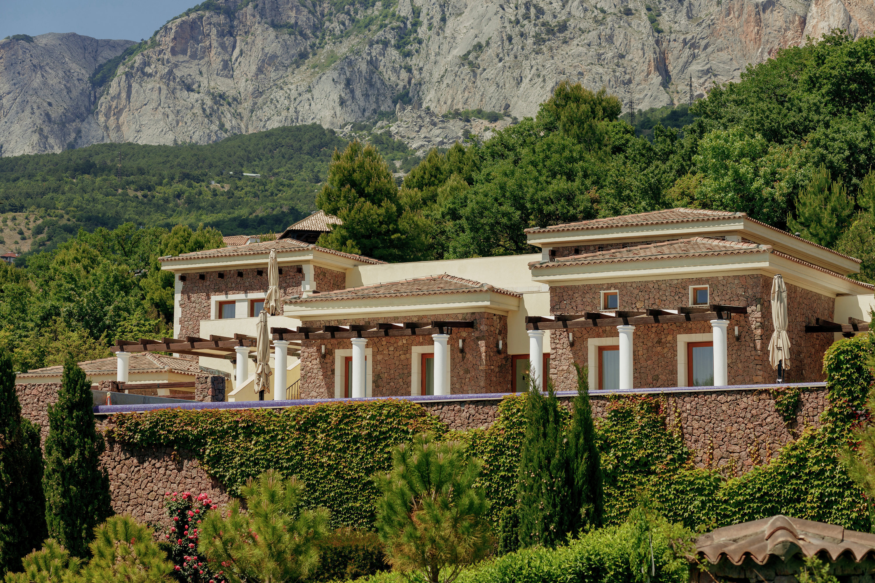 Отель «Крымский Бриз Hotel & Villas» 5* в Большой Ялте Отель «Крымский Бриз Hotel & Villas» 5* в Большой Ялте