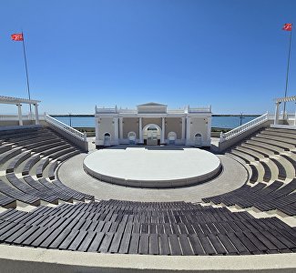 На берегу Сакского озера открылся античный амфитеатр