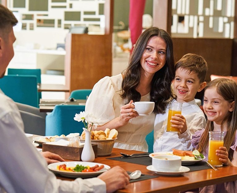 Гости отеля Riviera Sunrise Resort & SPA 5*