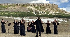 Концерт у подножия Белой скалы
