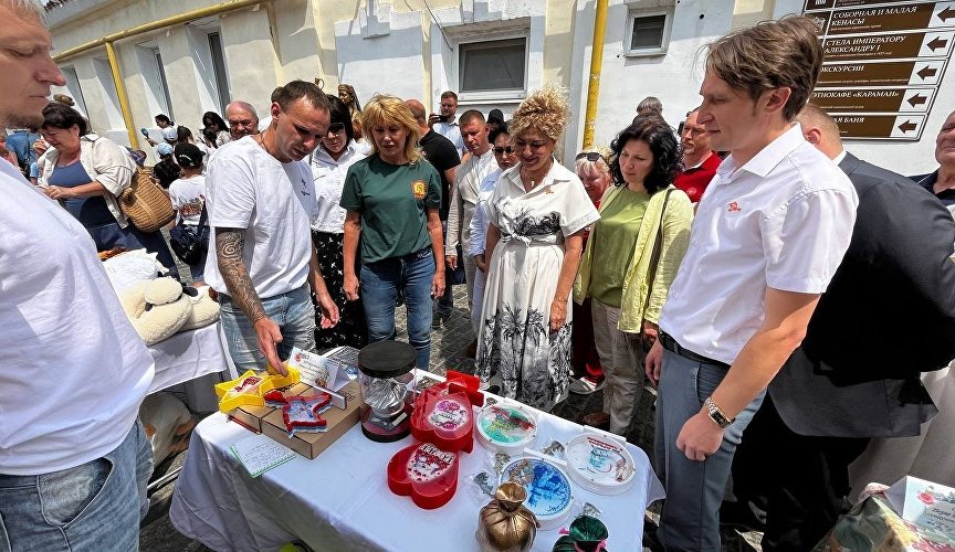 Выставка-ярмарка в рамках конкурса «Крымский сувенир»