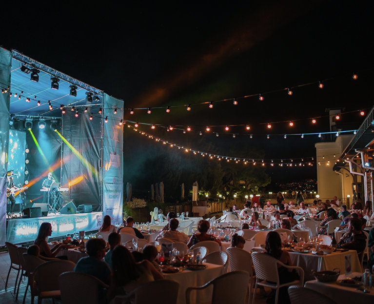 Концерт в отеле Palmira Palace Resort & SPA 