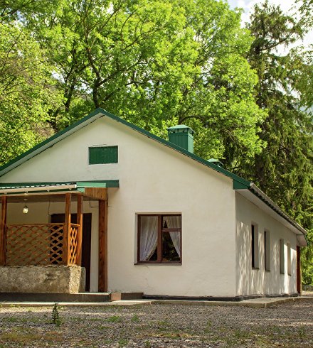 Царский охотничий домик на территории Национального парка «Крымский»