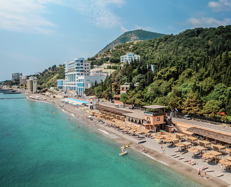 Пляж «Дорадо» отеля MORE SPA & RESORT