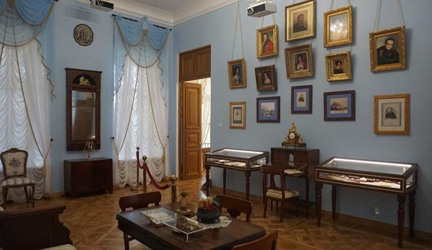 Экспозиционный зал в музее Александра Пушкина