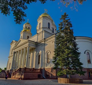 Престольный праздник Александро-Невского собора в Симферополе: мероприятия для верующих