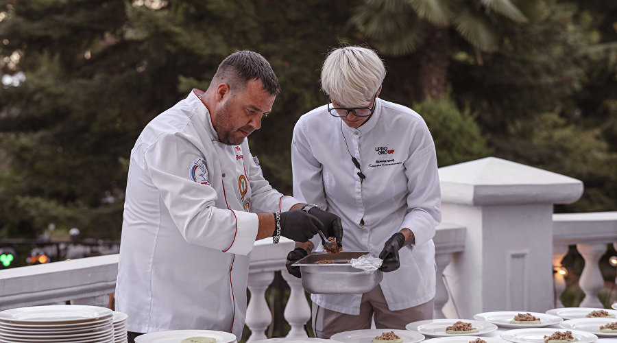 Юрий Якубенков и Татьяна Константинова Юрий Якубенков и Татьяна Константинова