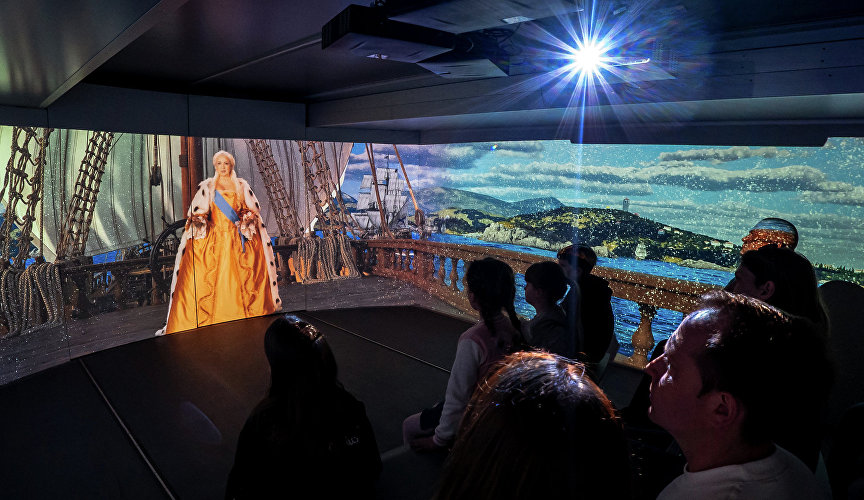 Мультимедийный автопоезд «Россия – моя история» Мультимедийный автопоезд «Россия – моя история»