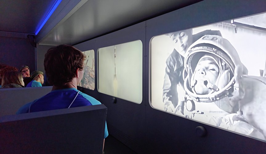 Мультимедийный автопоезд «Россия – моя история» Мультимедийный автопоезд «Россия – моя история»