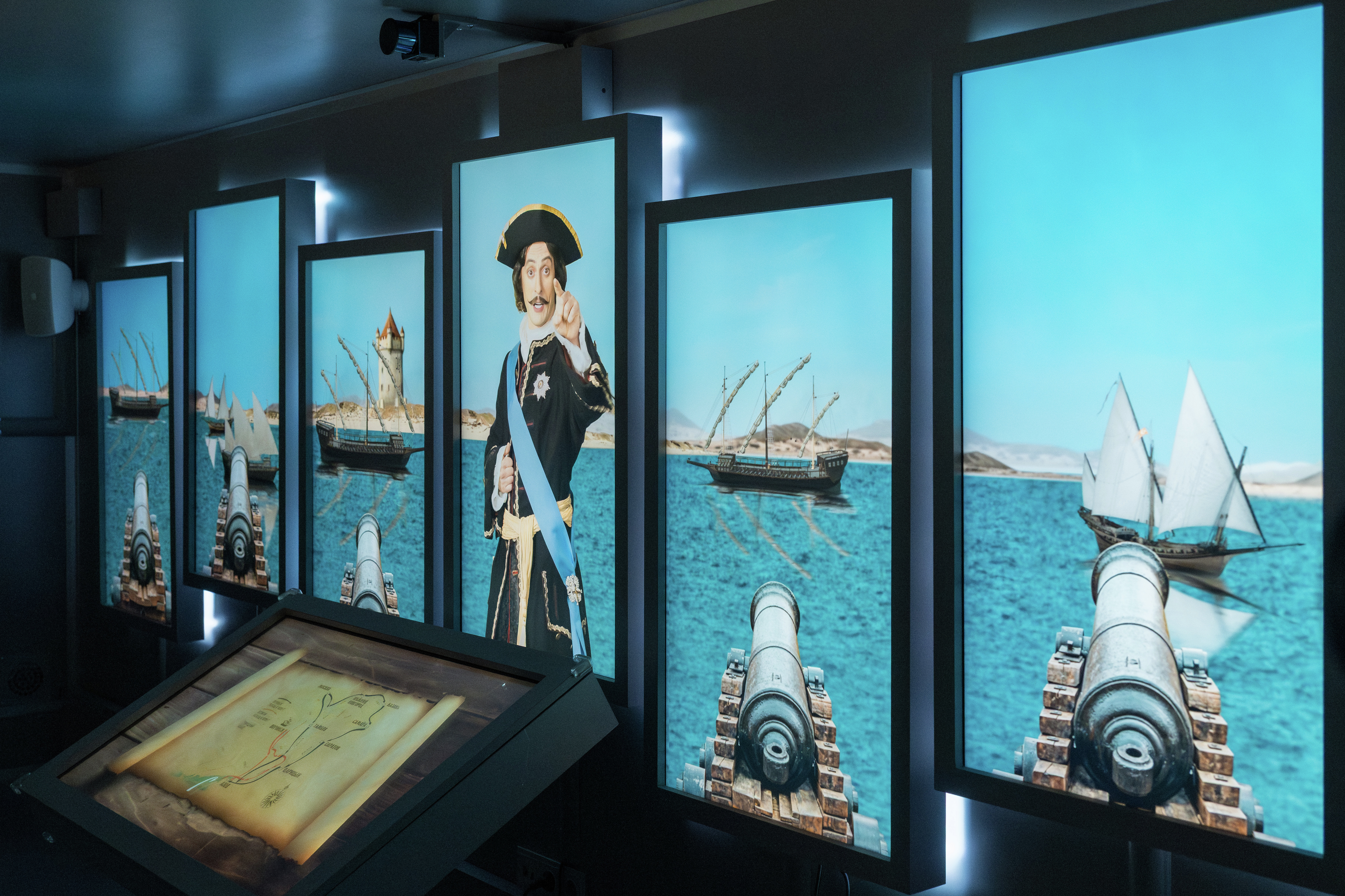 Мультимедийный автопоезд «Россия – моя история» Мультимедийный автопоезд «Россия – моя история»