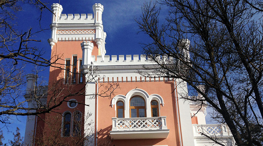 Усадьба Кесслеров-Ферсмана (замок на Салгире) Усадьба Кесслеров-Ферсмана (замок на Салгире)