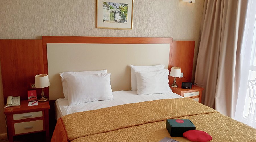 Номер в курортном комплексе «Алые Паруса» Номер в курортном комплексе «Алые Паруса»