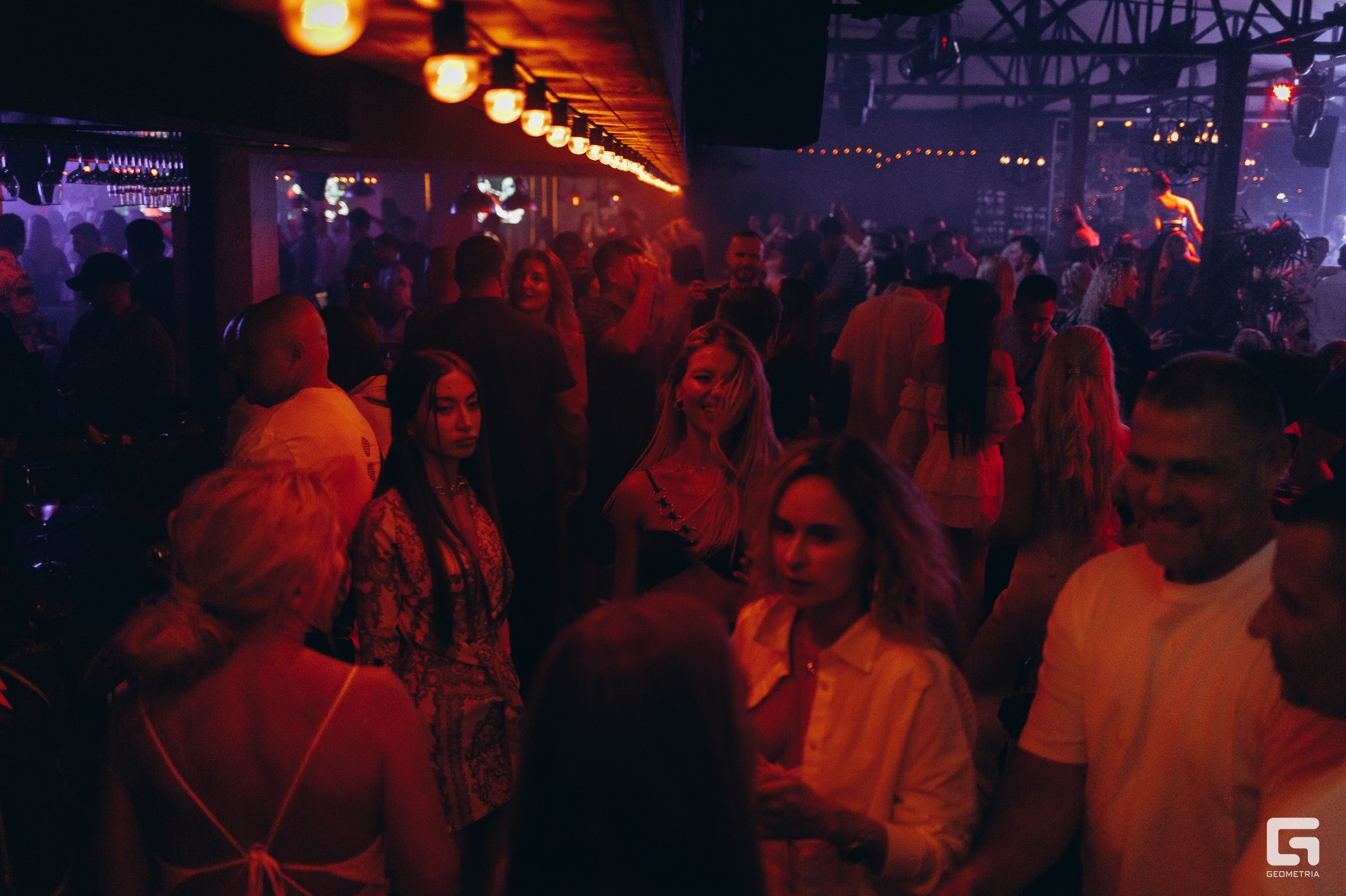 Ресторан «Чайка на пляже» Ресторан «Чайка на пляже»