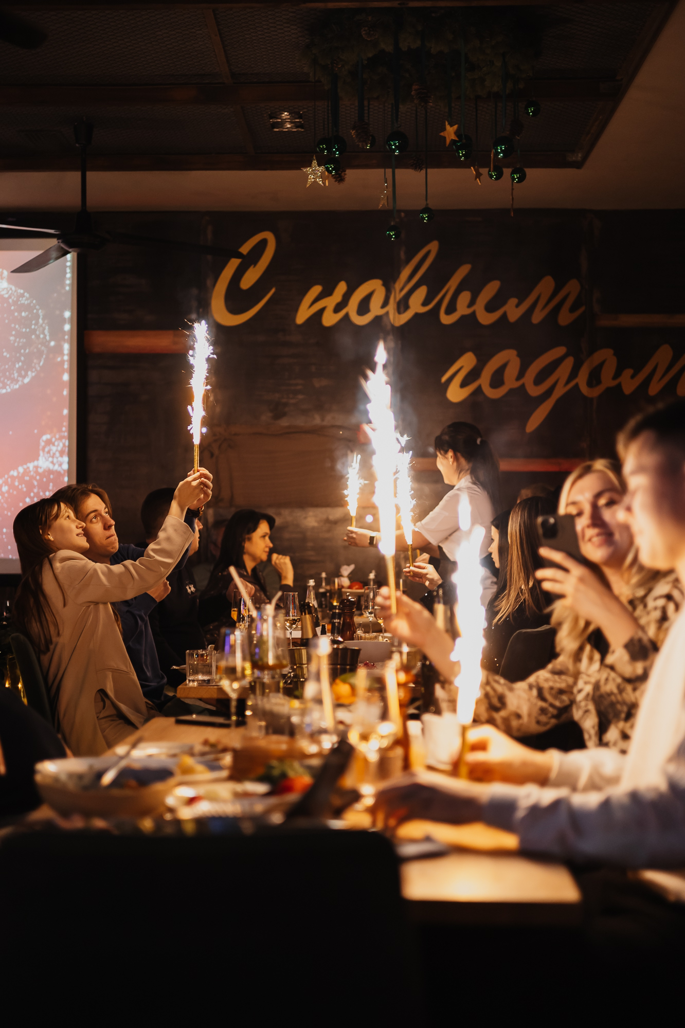 Празднование Нового года в панорамном ресторане «Чайка» Празднование Нового года в панорамном ресторане «Чайка»