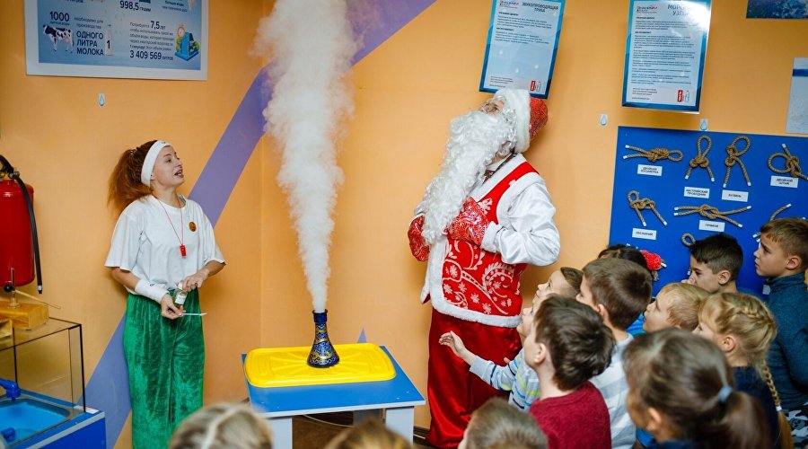 Новогодняя интерактивная программа в научно-развлекательным центре «Знаниум»