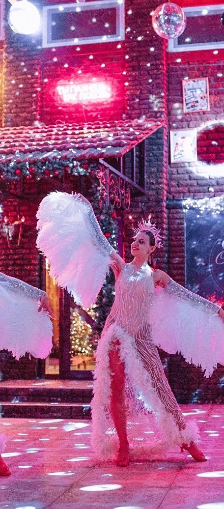 Празднование Нового года в ресторане