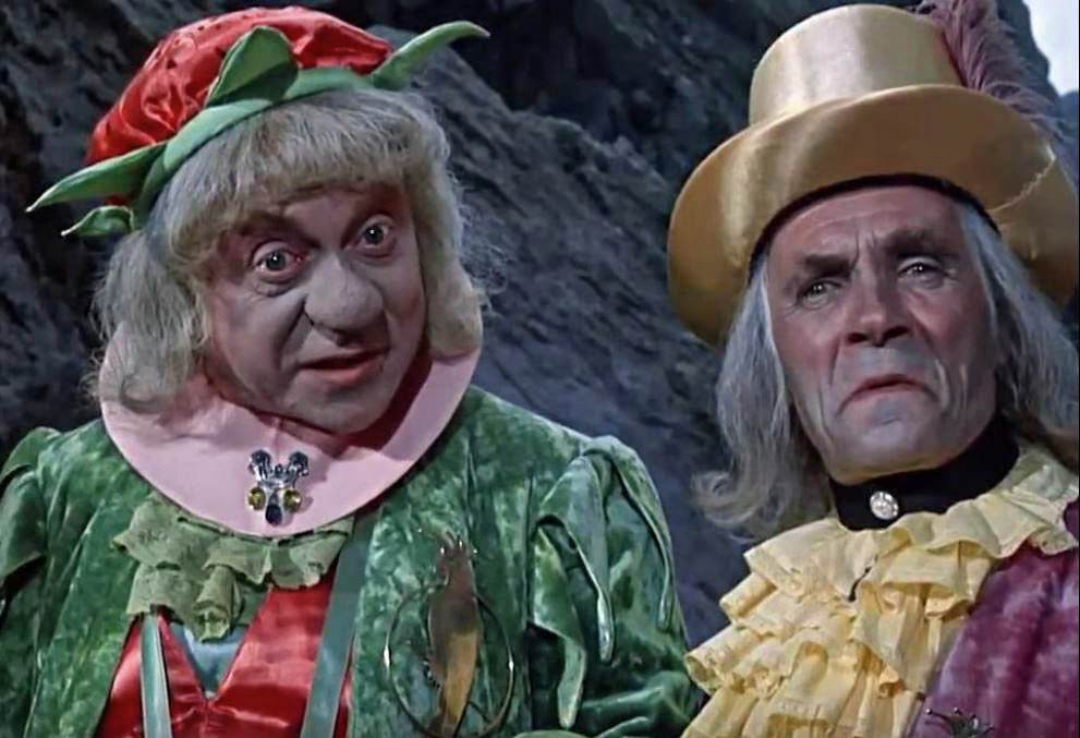 Павел Павленко и Георгий Милляр в фильме &amp;laquo;Королевство кривых зеркал&amp;raquo; 