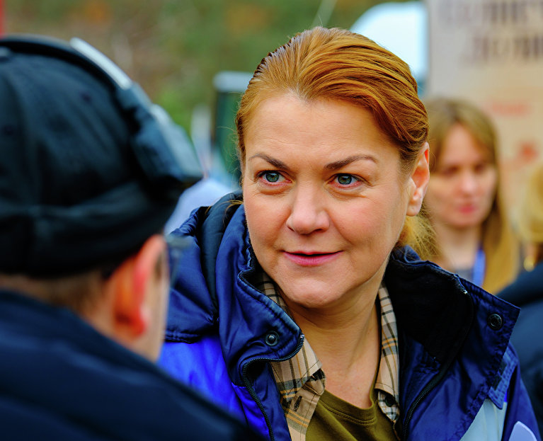 Анна Уколова на съёмках сериала «Дальнобойщица» 