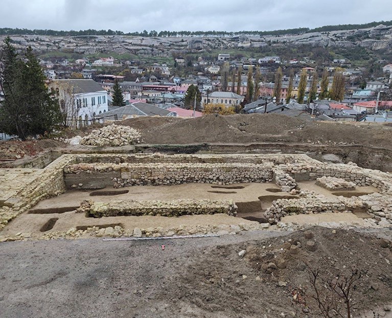 Фундамент церкви св. Николая в Бахчисарае