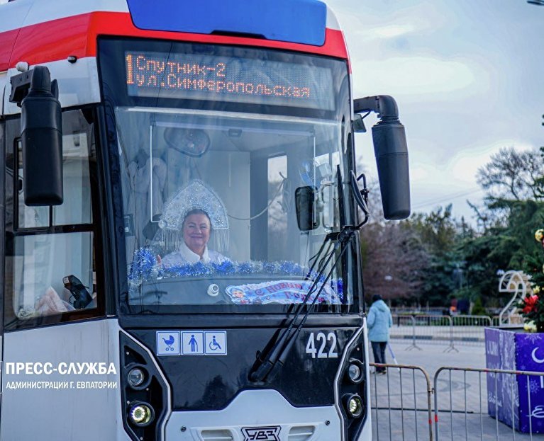 Новогодний трамвай