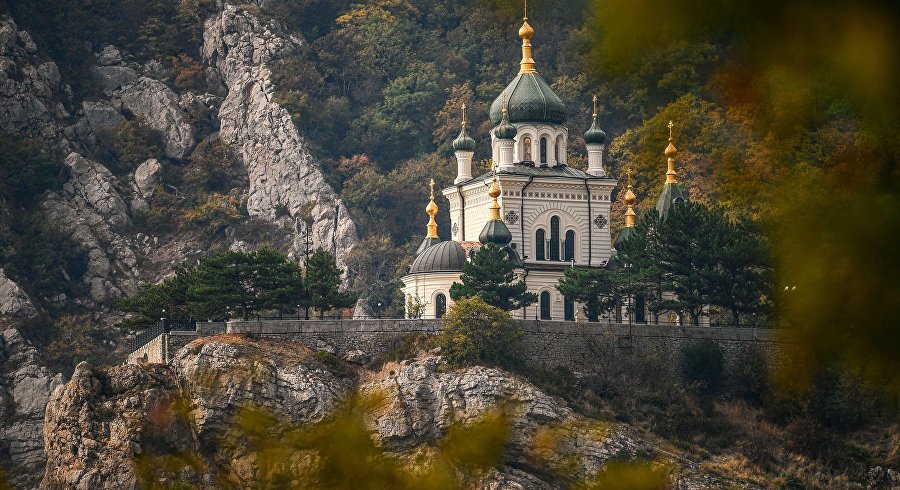 Церковь Воскресения Христова в поселке Форос в Крыму