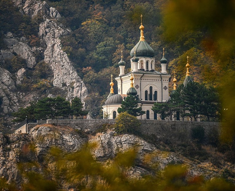 Церковь Воскресения Христова в поселке Форос в Крыму