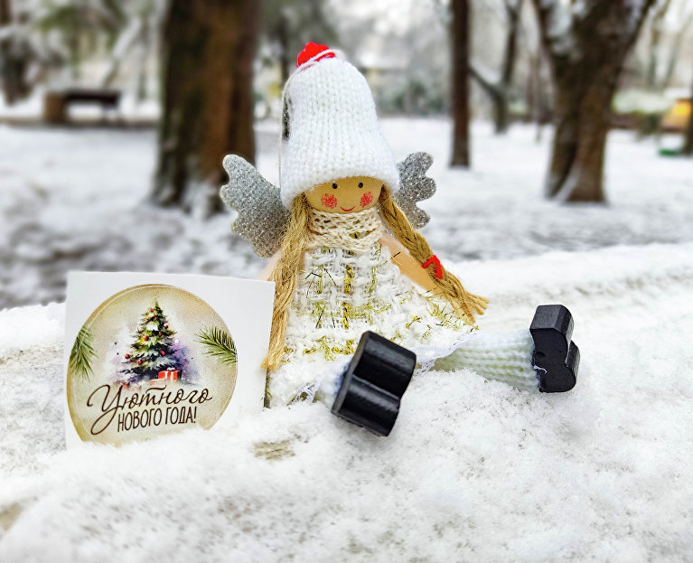 Ангелочек на снегу