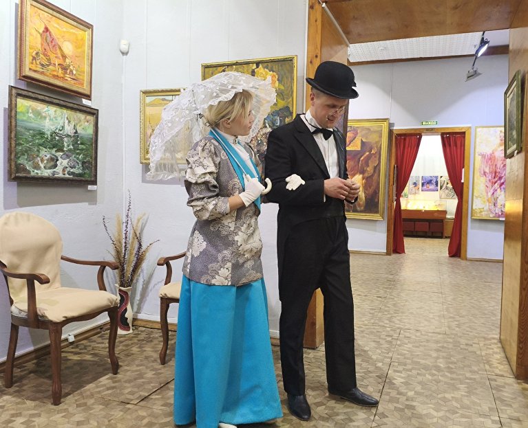 Сцена из экскурсии «Улицами родного города» от Восточно-Крымского музея-заповедника