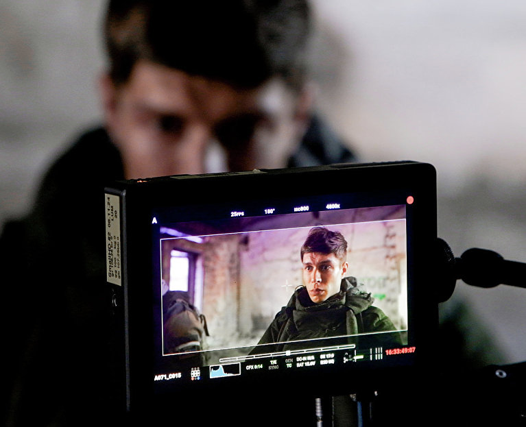 Глеб Калюжный на съёмках фильма «Малыш» 