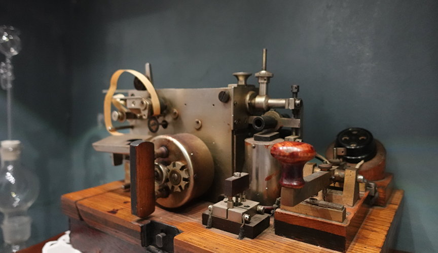 Телеграфный аппарат системы Морзе