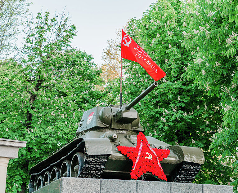 Сквер Победы в Симферополе 