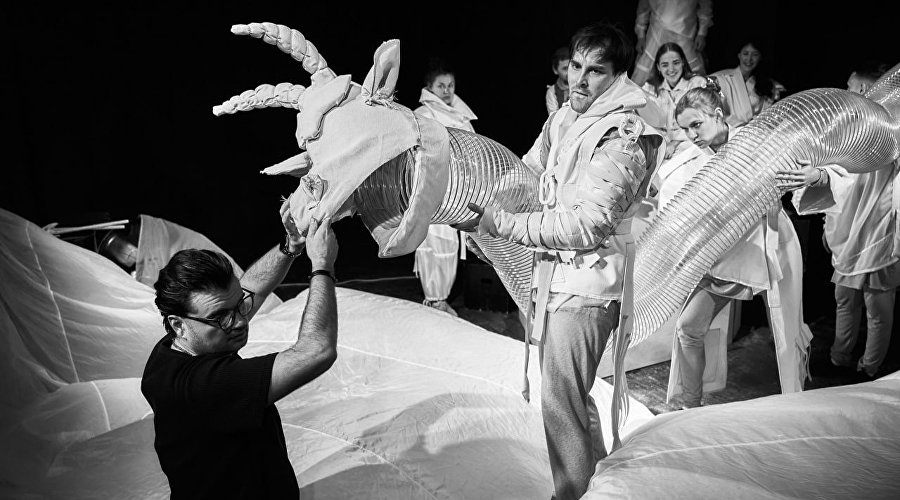 Репетиция спектакля «Легенды Крыма» Репетиция спектакля «Легенды Крыма»