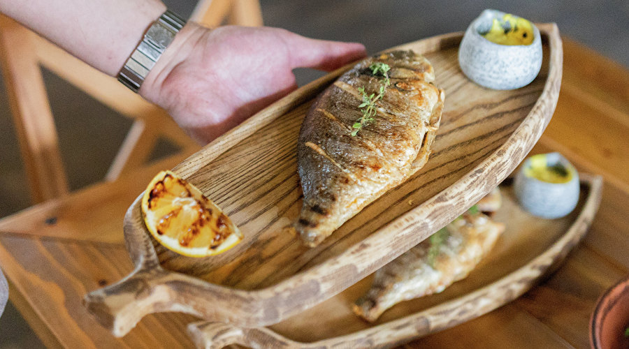 Жареная рыба дорада