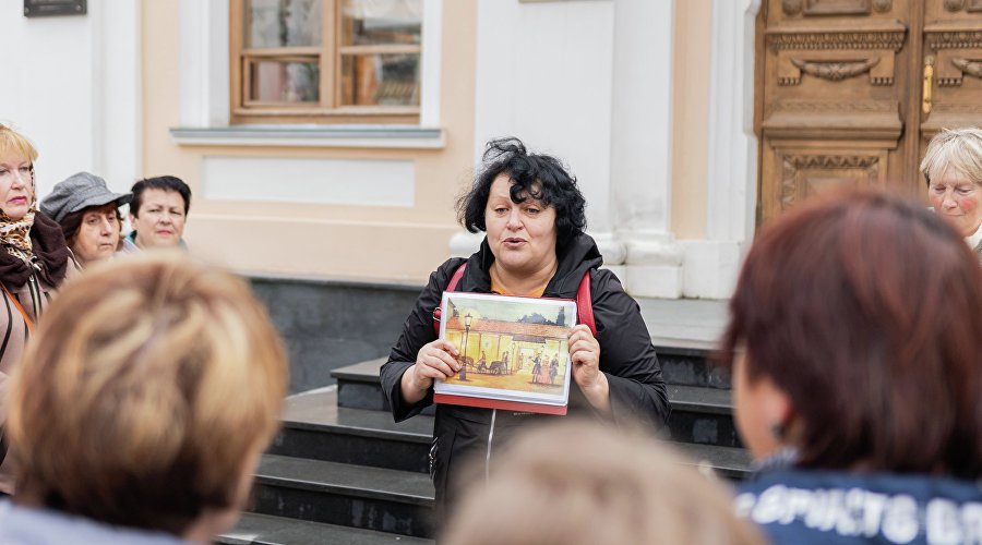 Экскурсовод Елена Кудрявцева