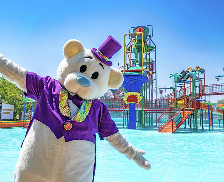 Аквапарк в курортном комплексе «Азовский»