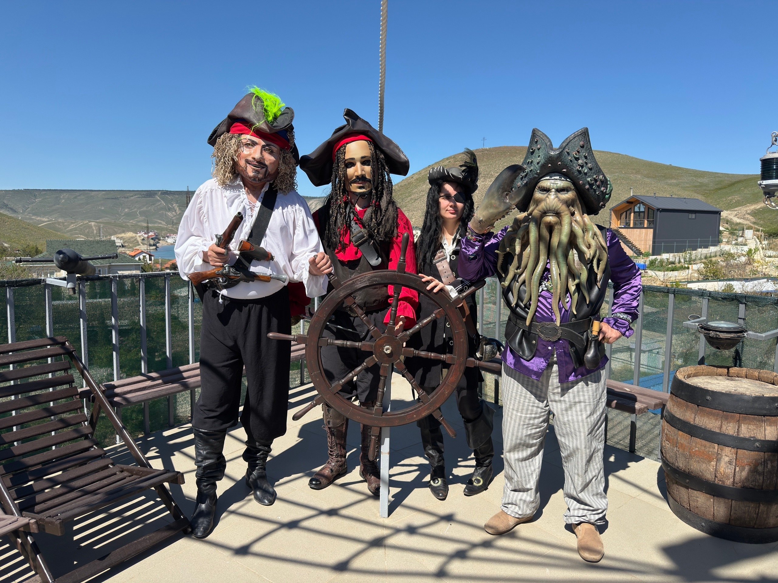 Морская прогулка на пиратском корабле