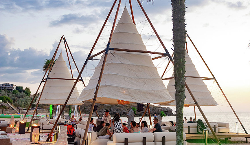Вигвамы на пляже отеля Riga Village Resort Вигвамы на пляже отеля Riga Village Resort