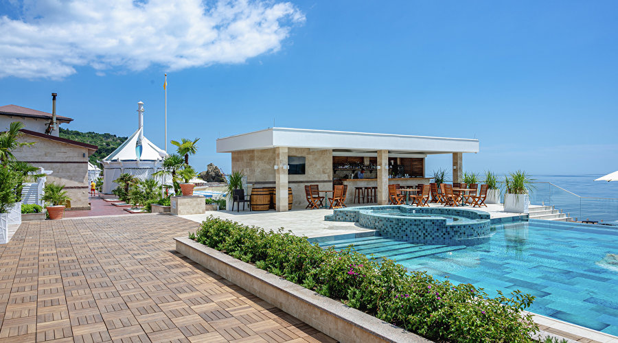 Отель «Крымский Бриз Hotel & Villas»