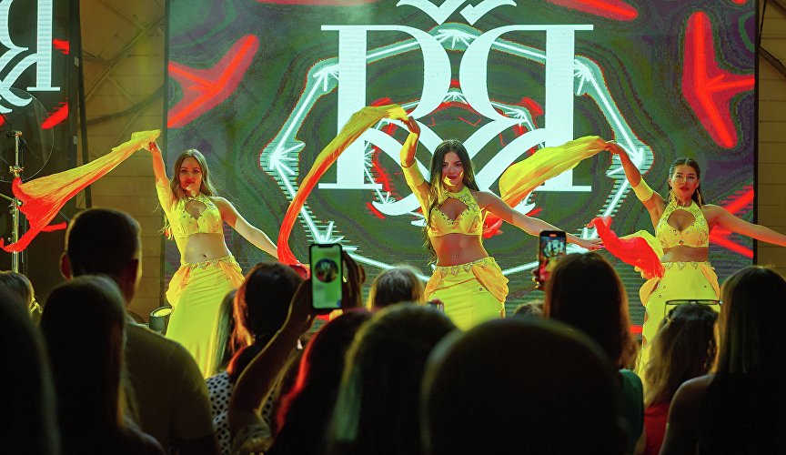 Вечерняя программа в отеле Riga Village Resort
