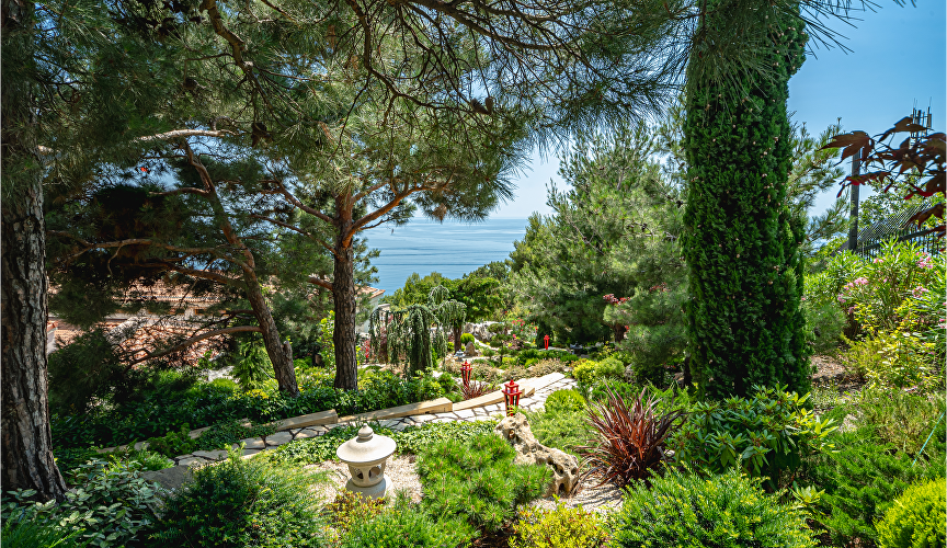 Парк отеля «Крымский Бриз Hotel & Villas»