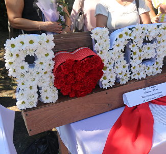 «Звёздные» гости и подарки: как Керчь встретила свой День рождения