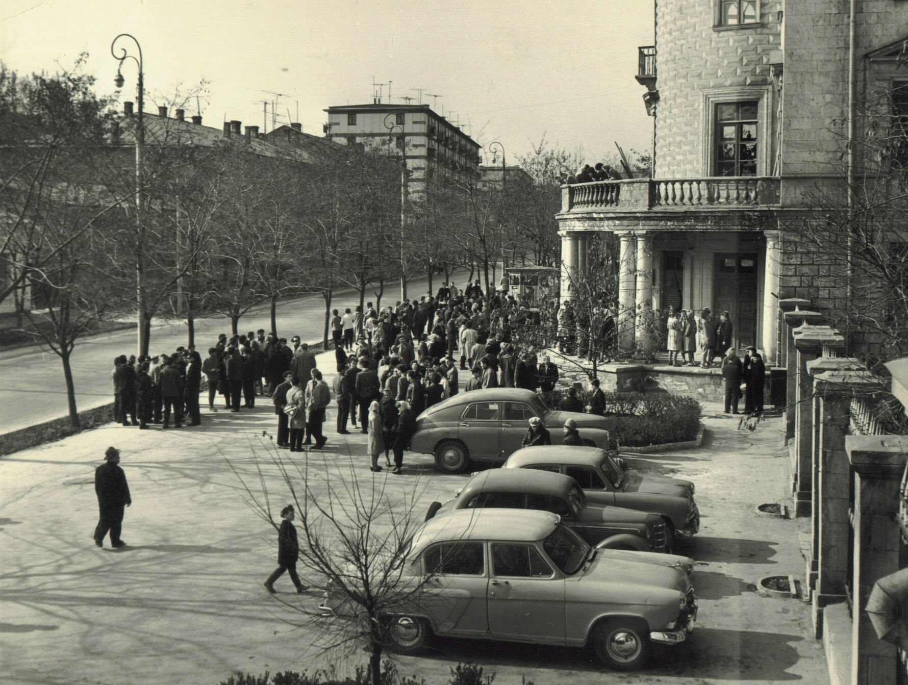 Улица Гоголя в Севастополе в 1960-е Улица Гоголя в Севастополе в 1960-е