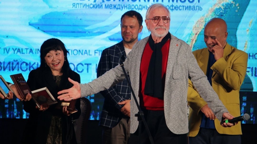 Награждение победителей кинофестиваля &amp;laquo;Евразийский мост&amp;raquo;