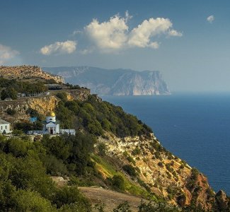 Паломнические поездки по Крыму: куда отправиться в августе