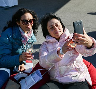 Россияне рассказали, почему любят фотографировать себя во время путешествий