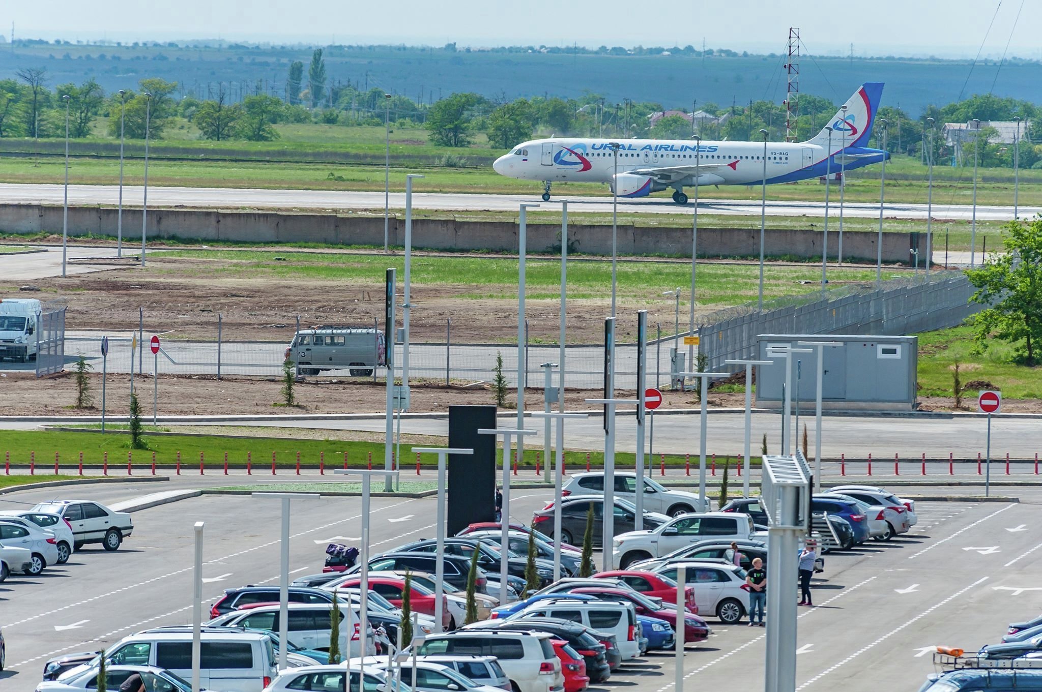 Парковка в аэропорту Симферополь 
