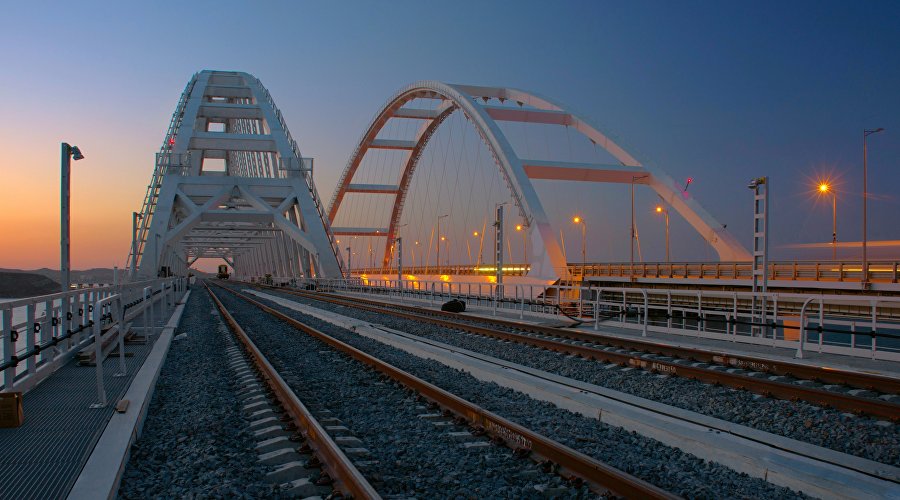 Железнодорожная часть Крымского моста