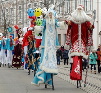Слёт Дедов Морозов и фестиваль добра: «фишки» предновогодней Евпатории