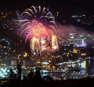 День города Ялты: иммерсивные фотозоны, парусная регата, «арбузный» чемпионат